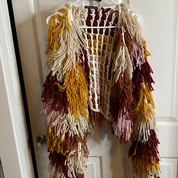 Sweater - Picture 1 of 2